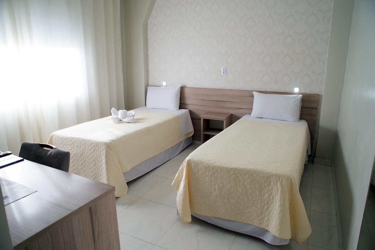 Aj Hotel Chapeco - Facil Acesso Patio Shopping E Rotula Da Bandeira Dış mekan fotoğraf